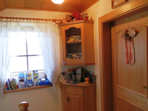 2 bedrooms, 4 beds