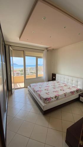 Sunset apartment M&S