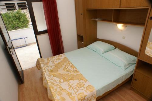 Apartments and rooms by the sea Zavalatica, Korcula - 547