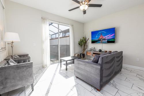 8923CG townhouse - image 4