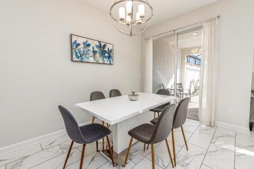 8923CG townhouse - image 7