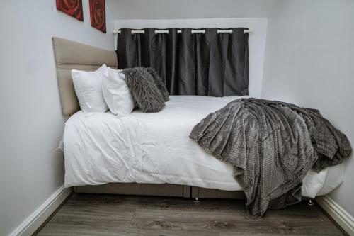 Manchester City-Centre Apartment with Dedicated Workspace, Sleeps 4, Manchester (Foto 9)