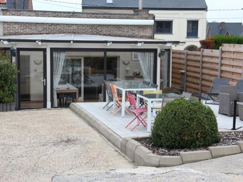  Lavish Villa in Tienen with Terrace & Garden in Tienen