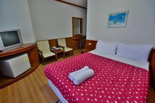 Standard Double Room with Fan image 9