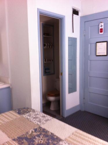 Pullman House Inn - image 4