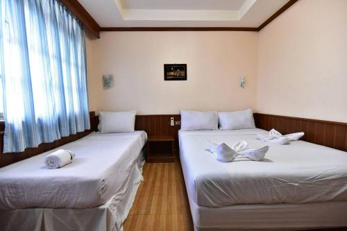 Triple Room image 7
