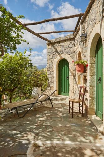 Arolithos Traditional Village Hotel - image 4