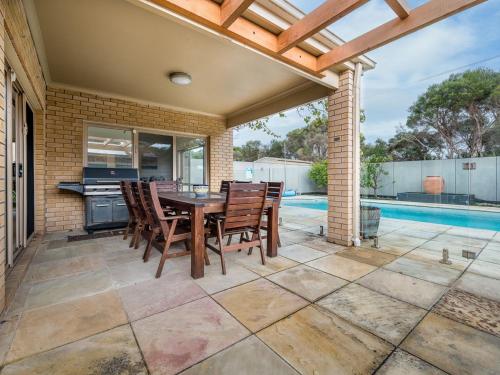 Coastal Villa On Beachcomber Netflix Surf Side