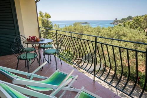 Two-Bedroom Apartment with Sea View