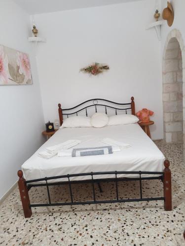 ARGYRO'S HOUSE