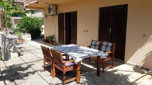 Apartment in Stari Grad Hvar with terrace, air conditioning, WiFi, washing machine 5028-1