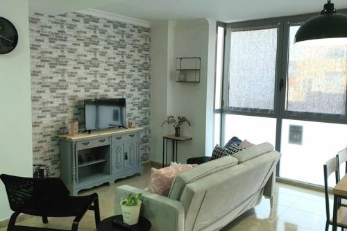  Playa a 250 metros. Apartamento recién reformado. in Puerto de Sagunto