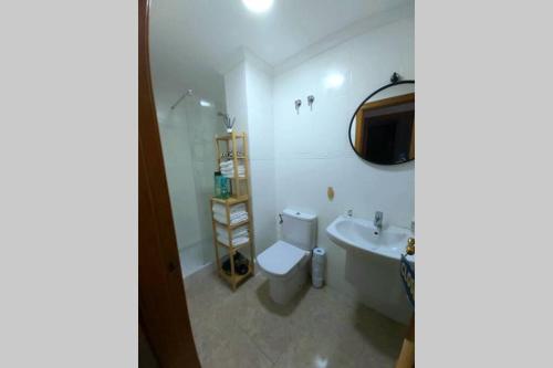  Playa a 250 metros. Apartamento recién reformado. in Puerto de Sagunto