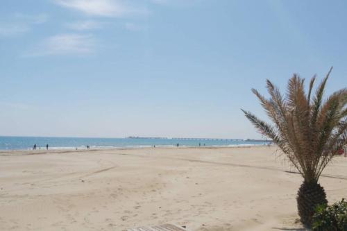Playa a 250 metros. Apartamento recien reformado.