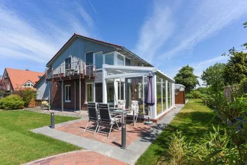 Ferienwohnungen im Haus Nordlichter in Holtgast, Deutschland