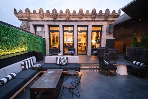 Kimpton Hotel Monaco Philadelphia an IHG Hotel - image 2