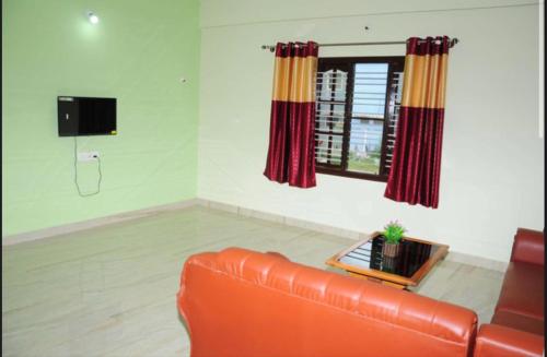 Coorg Residency home stay near Nisargadhama Reserve
