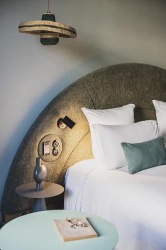 319214538 Le Garage Biarritz Hôtel