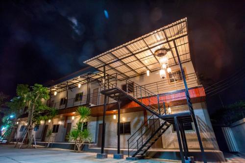 First Residence, Mae Rim