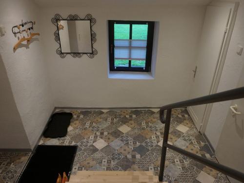 Ferienhaus am Leiselbach 4.6km von Oberhambach entfernt