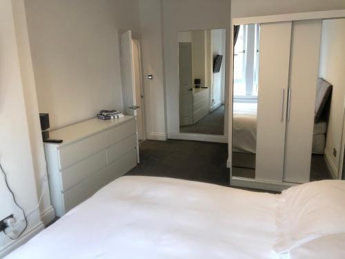 2 bedroom apartment 5 minute drive from SECC Perfect for COP26