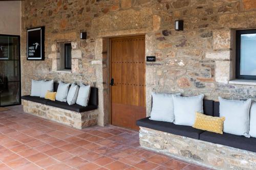 Entree, Hábitat Cigüeña Negra (Habitat Ciguena Negra) in Valverde Del Fresno