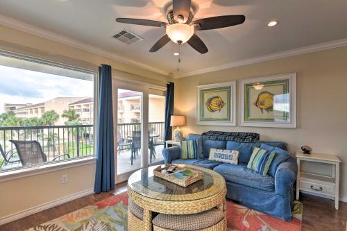 Waterfront Galveston Condo Balcony and 3 Pools - image 4