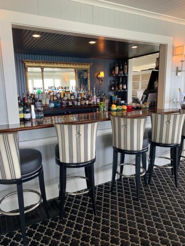Cape Arundel Inn