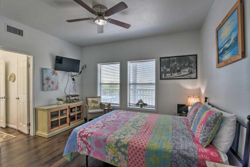 Galveston Island Home with Bayfront Fishing Pier!