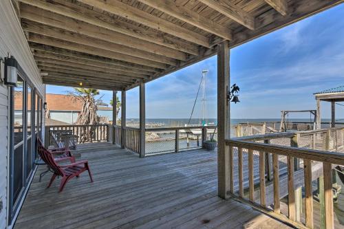 Galveston Island Home with Bayfront Fishing Pier!