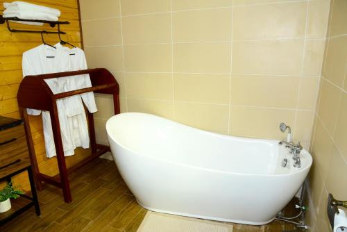 Fürdőszoba, Severine Cottages and Lounge Ltd in Nairobi