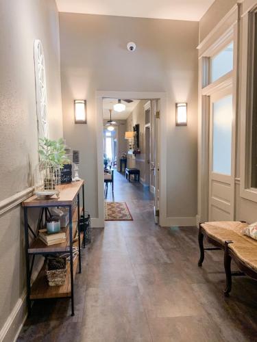 The Loft on the Square - 출입구
