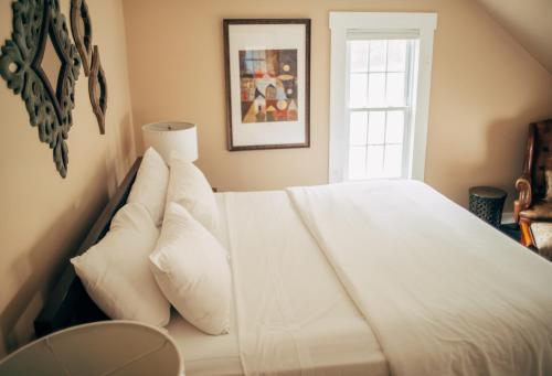 Tucker Hill Inn - main image