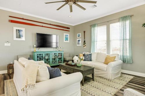 New! Stunning Beach House Steps Way from Beach! - image 3