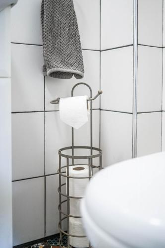 House close to kings cross - main image