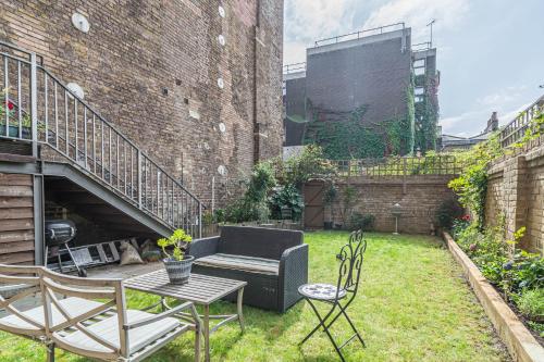 House close to kings cross - image 13