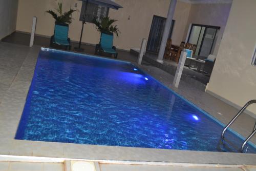Swimming pool, Villa Moderne Spacieuse avec Piscine Privee, 3Ch et 3SdB in Ngaparou
