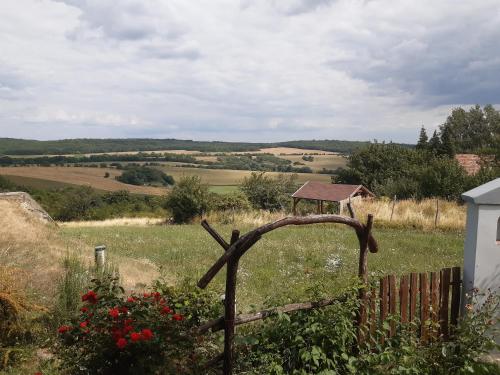 Vértestolna Vendégház (Vertestolna Vendeghaz) in Székesféhervár Városközpont