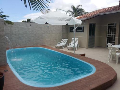 Casa com Piscina em Itapema-SC