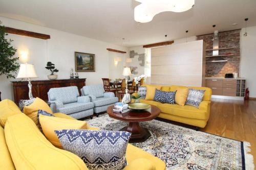 Tallinn City Apartments - Luxury 3 bedroom, sauna, views, Tallinn