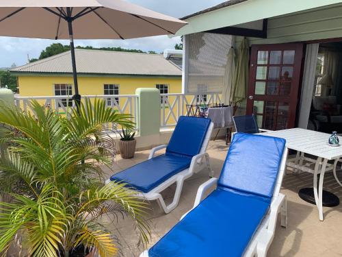Balkong/terasse, Carib Edge, AC beach penthouse in Speightstown