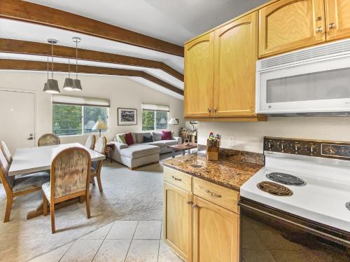 Breckenridge Hideaway home - image 7