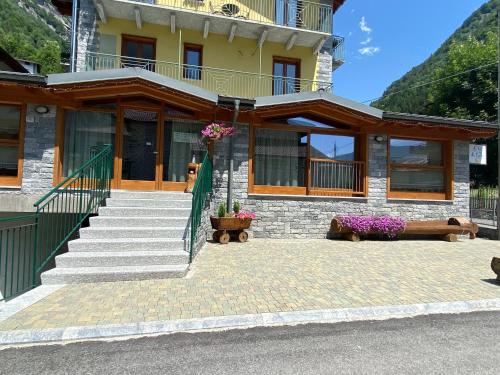 Accommodation in Val Masino