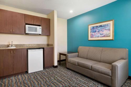 Spark by Hilton Evansville East, IN