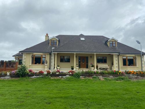 B&B Cahir - Motorwaylodge Kilcoran Cahir E21RK60 - Bed and Breakfast Cahir