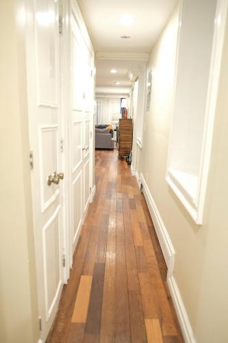 Spacious 4br2ba Apt Wprivate Outdoor Space Uws