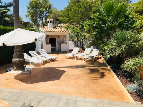  Villa Moraira Casa Toro 6 p avec piscine privée in Teulada