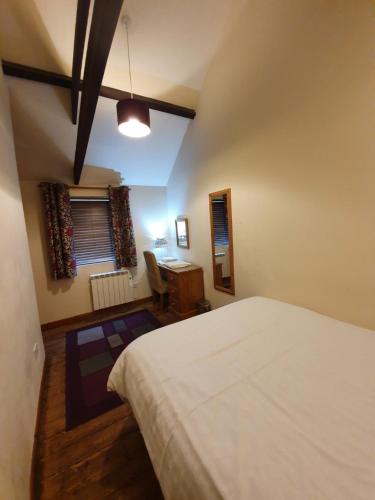 Tennyson Retreat - image 9