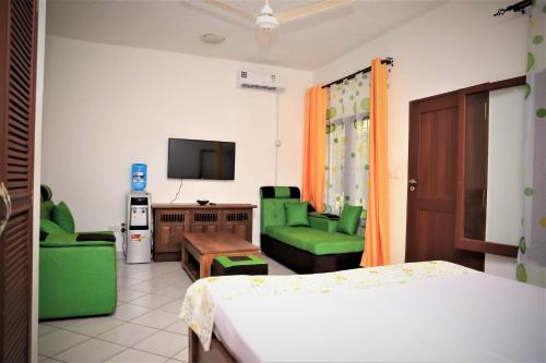 V-Szameitat Homes - image 4