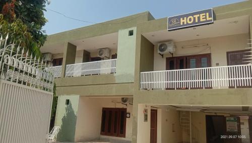 hotel photo